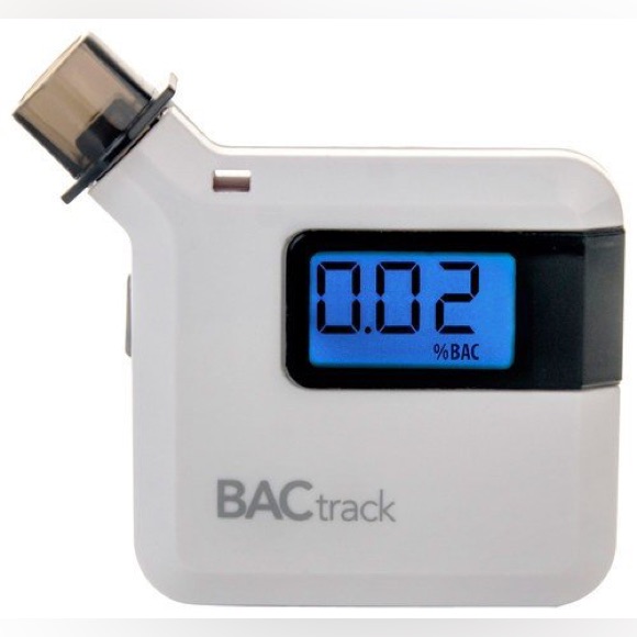 Bactrack - S35 Portable Breathalyzer - White